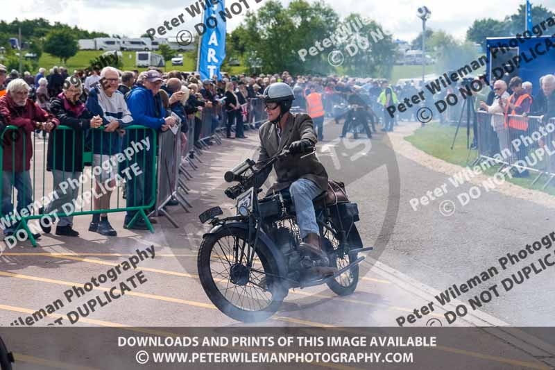 Vintage motorcycle club;eventdigitalimages;no limits trackdays;peter wileman photography;vintage motocycles;vmcc banbury run photographs